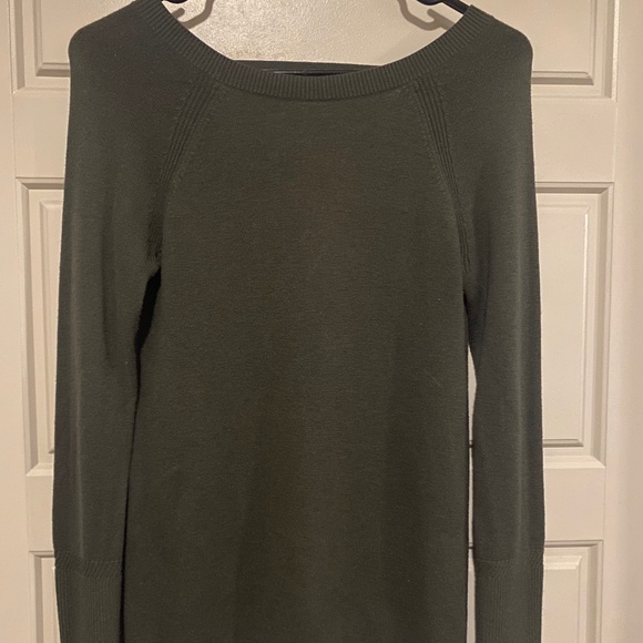 lululemon athletica Sweaters - Lululemon Unity Drop Back Sweater Camo Green | SIZE: 4